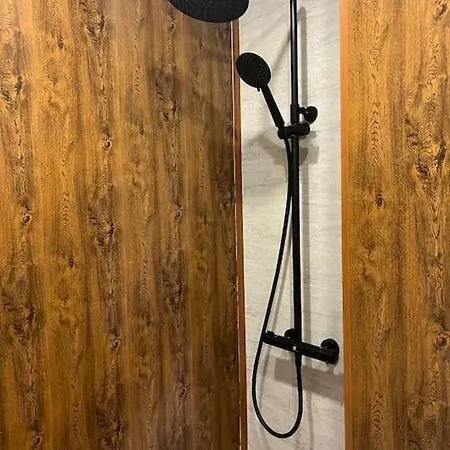 тристаен Park View * Tâgovişte